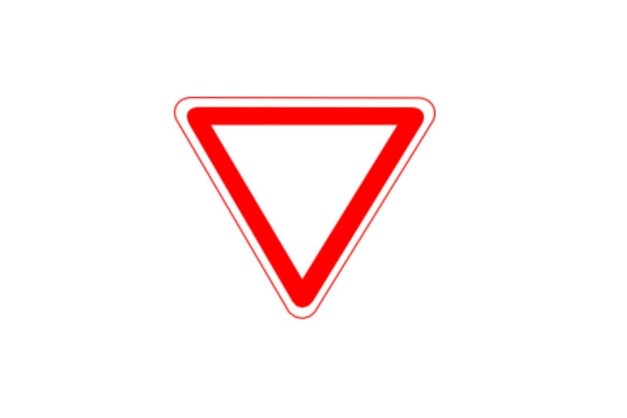 Знак «Уступите дорогу»: Правила проезда перекрестков