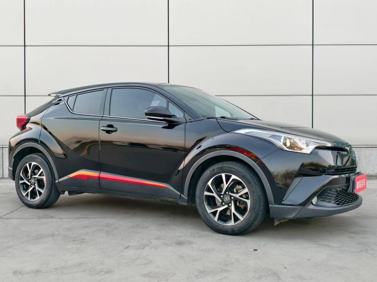Toyota CH-R из Китая: Доступен к заказу
